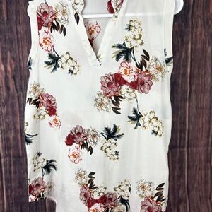 Amaryllis Red and Pink Sleeveless Blouse with Mandarin Collar